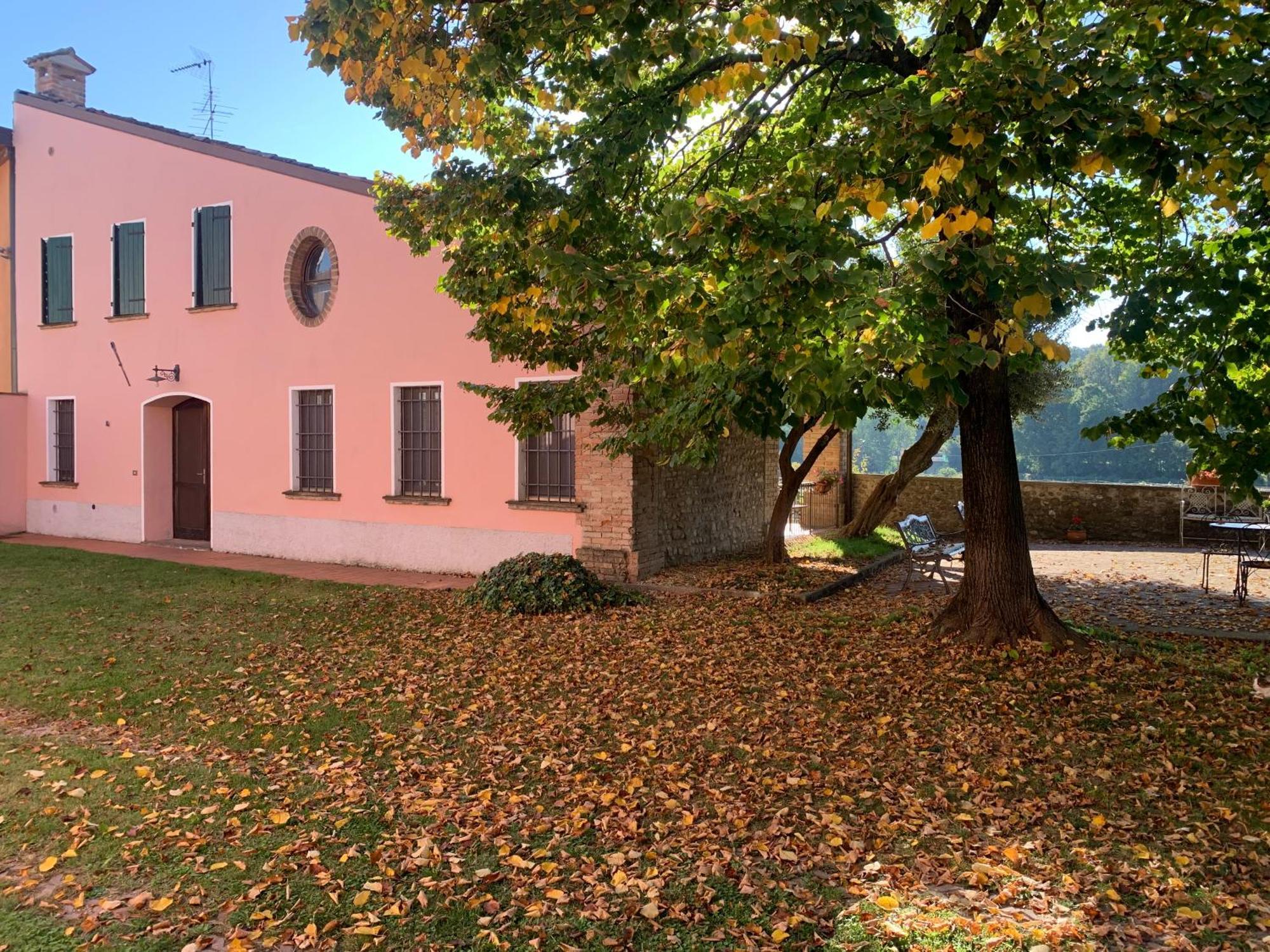 וולטה מנטובנה Agriturismo Case In Collina מראה חיצוני תמונה