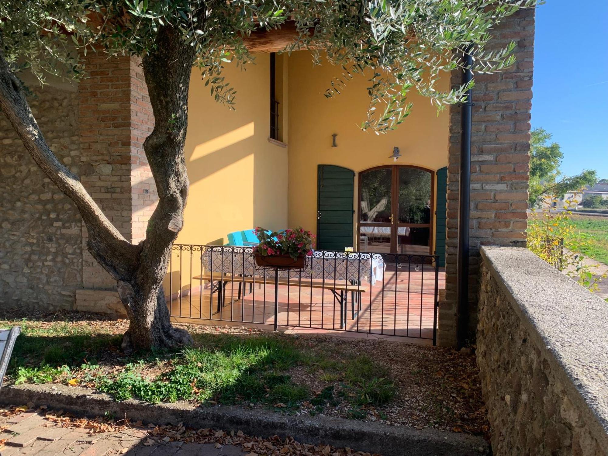 וולטה מנטובנה Agriturismo Case In Collina מראה חיצוני תמונה