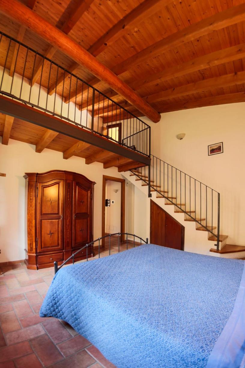 וולטה מנטובנה Agriturismo Case In Collina מראה חיצוני תמונה