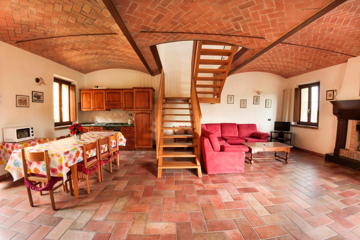 וולטה מנטובנה Agriturismo Case In Collina מראה חיצוני תמונה
